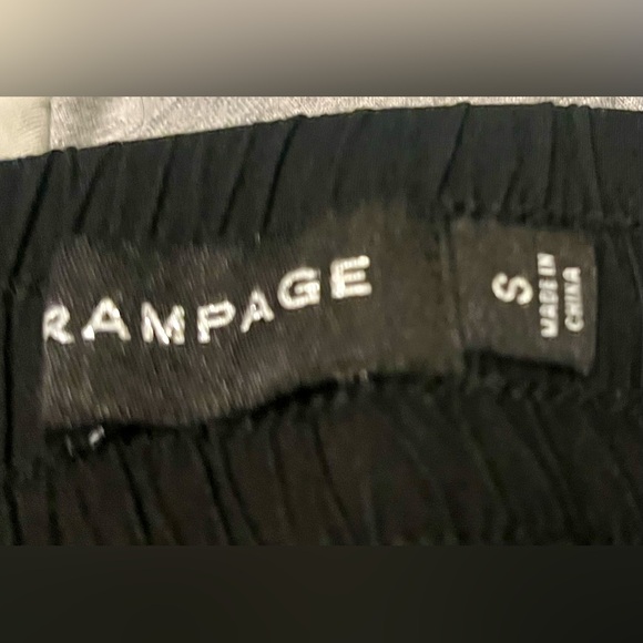 Deadpool Marvel 🌮 2 PC Set Womens Print Tee Shirt Top + Black Pom Pom Shorts S - Picture 9 of 9